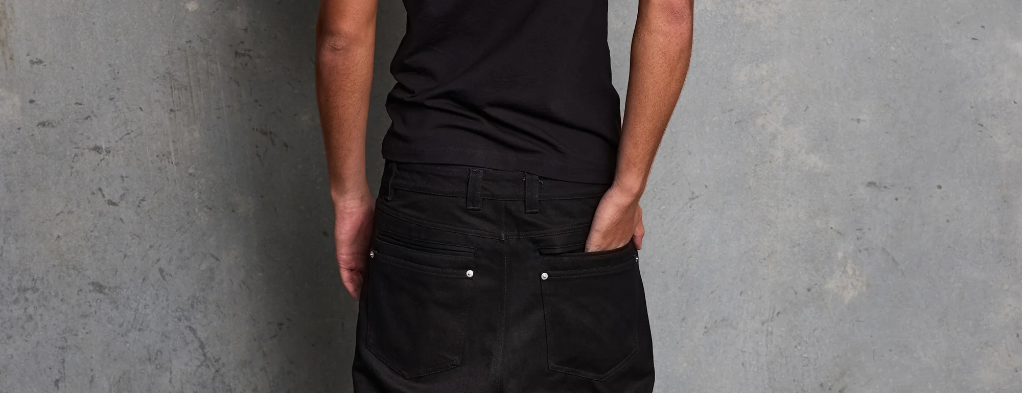 TWOTONE duck canvas pants — back view